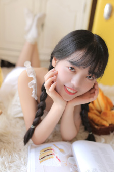 明星专题：房程程